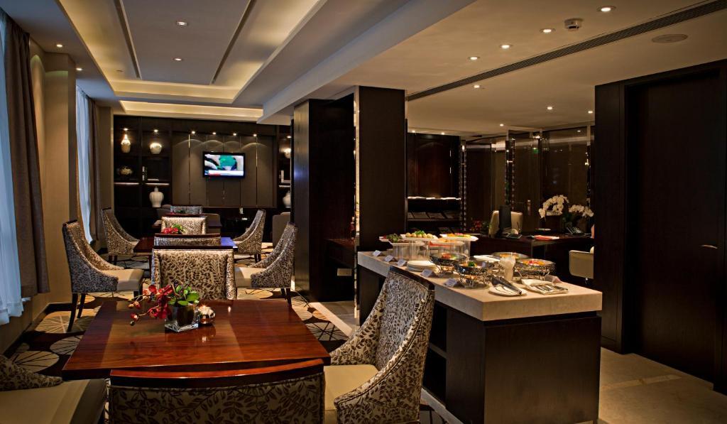 Ondine International Hotel Zhenjiang  Exterior photo