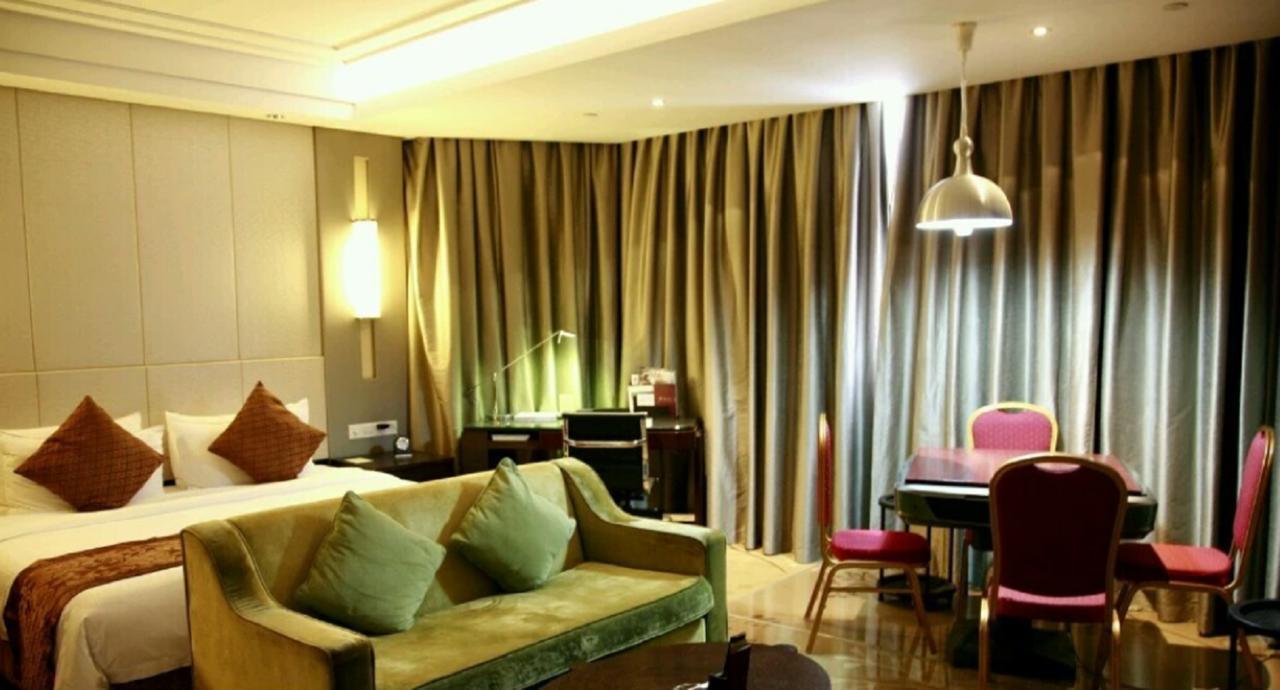 Ondine International Hotel Zhenjiang  Exterior photo