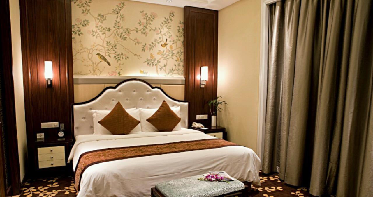 Ondine International Hotel Zhenjiang  Exterior photo