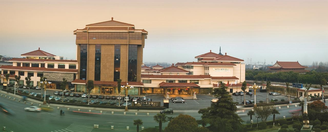 Ondine International Hotel Zhenjiang  Exterior photo