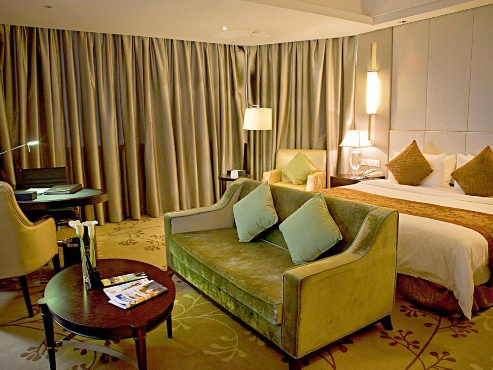 Ondine International Hotel Zhenjiang  Exterior photo